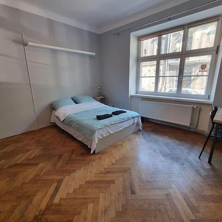 Fantastic Krk - Kr6 Room F Krasków Εξωτερικό φωτογραφία