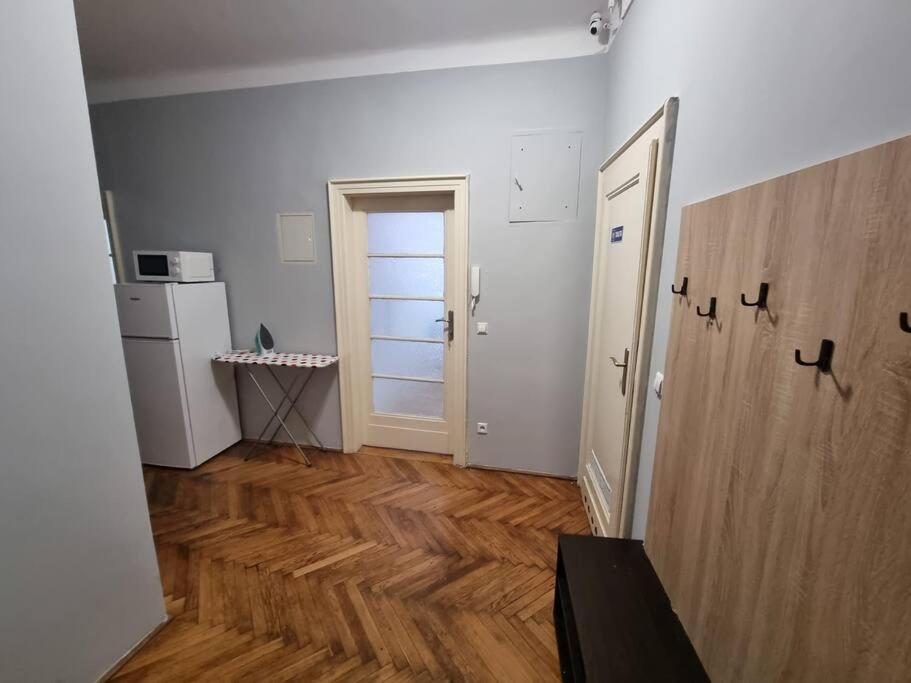 Fantastic Krk - Kr6 Room F Krasków Εξωτερικό φωτογραφία